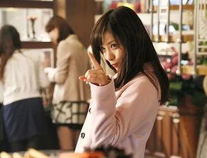 娱乐吃瓜酱卖茶女